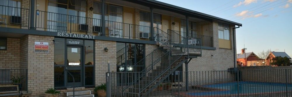 Adrian Motel Forbes Εξωτερικό φωτογραφία
